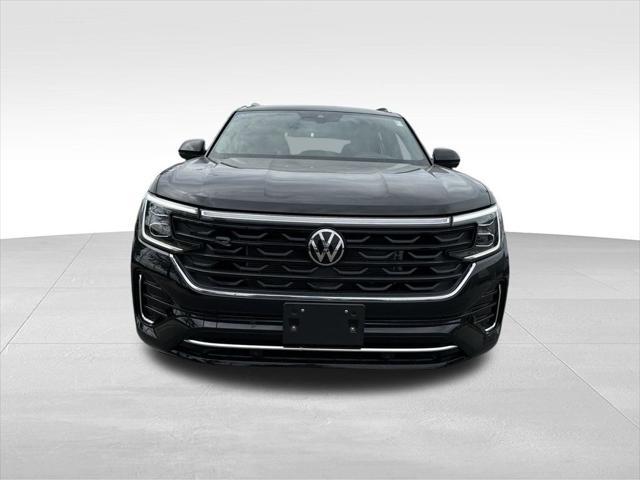 new 2024 Volkswagen Atlas Cross Sport car, priced at $42,921