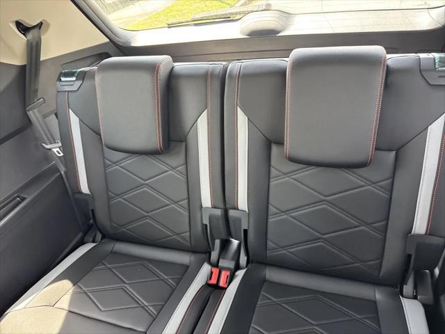 new 2025 Volkswagen Atlas car, priced at $47,271