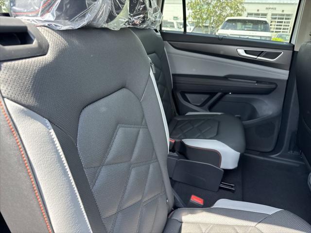 new 2025 Volkswagen Atlas car, priced at $47,271