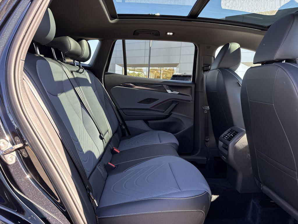 new 2026 Volkswagen Tiguan car, priced at $39,000