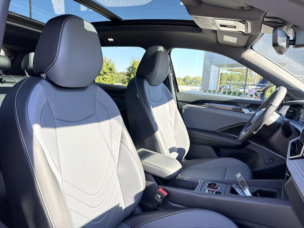 new 2026 Volkswagen Tiguan car, priced at $39,000