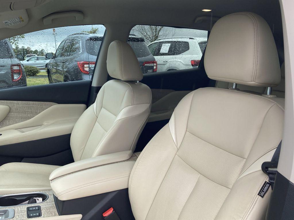 used 2022 Nissan Murano car, priced at $24,000