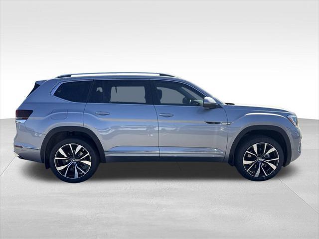 new 2025 Volkswagen Atlas car, priced at $51,411