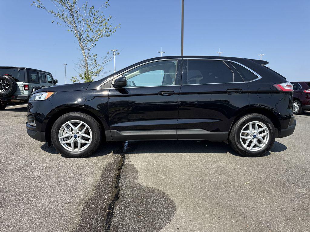 used 2022 Ford Edge car, priced at $18,500