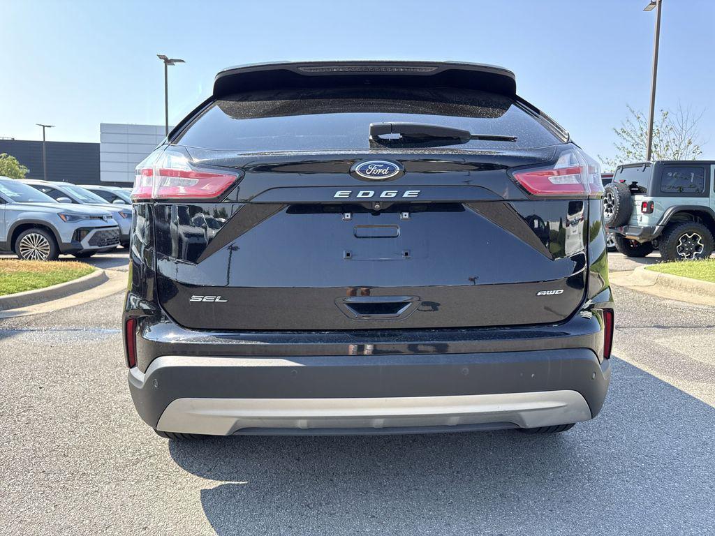 used 2022 Ford Edge car, priced at $18,500