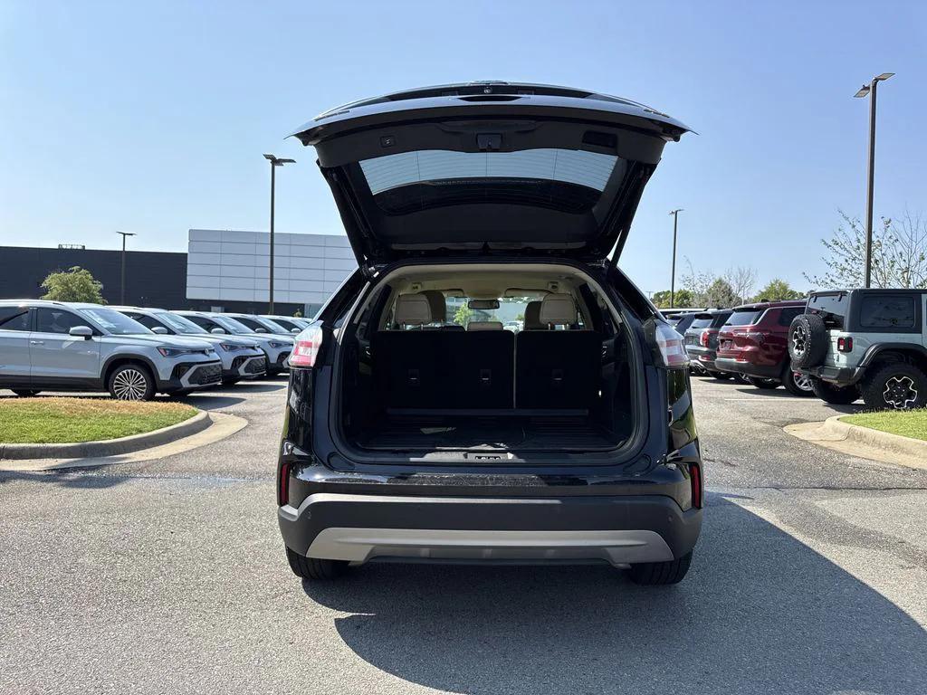 used 2022 Ford Edge car, priced at $16,500