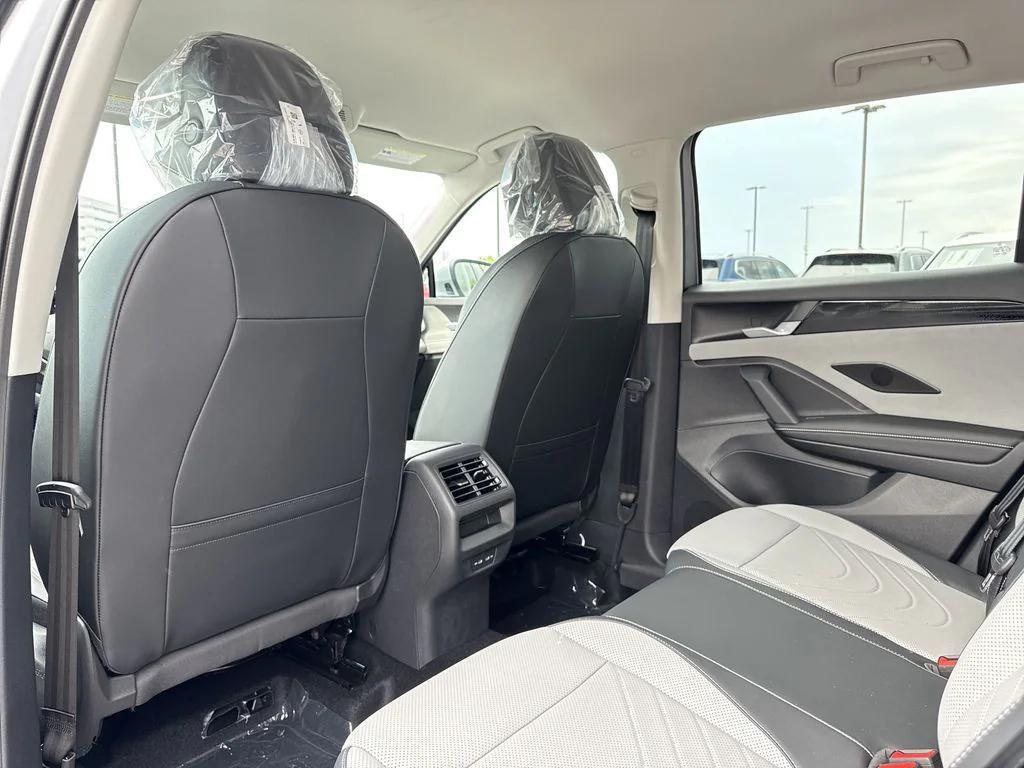 new 2025 Volkswagen Tiguan car, priced at $34,777