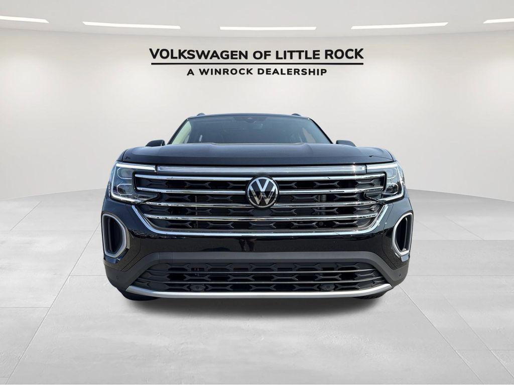 new 2025 Volkswagen Atlas car, priced at $44,636