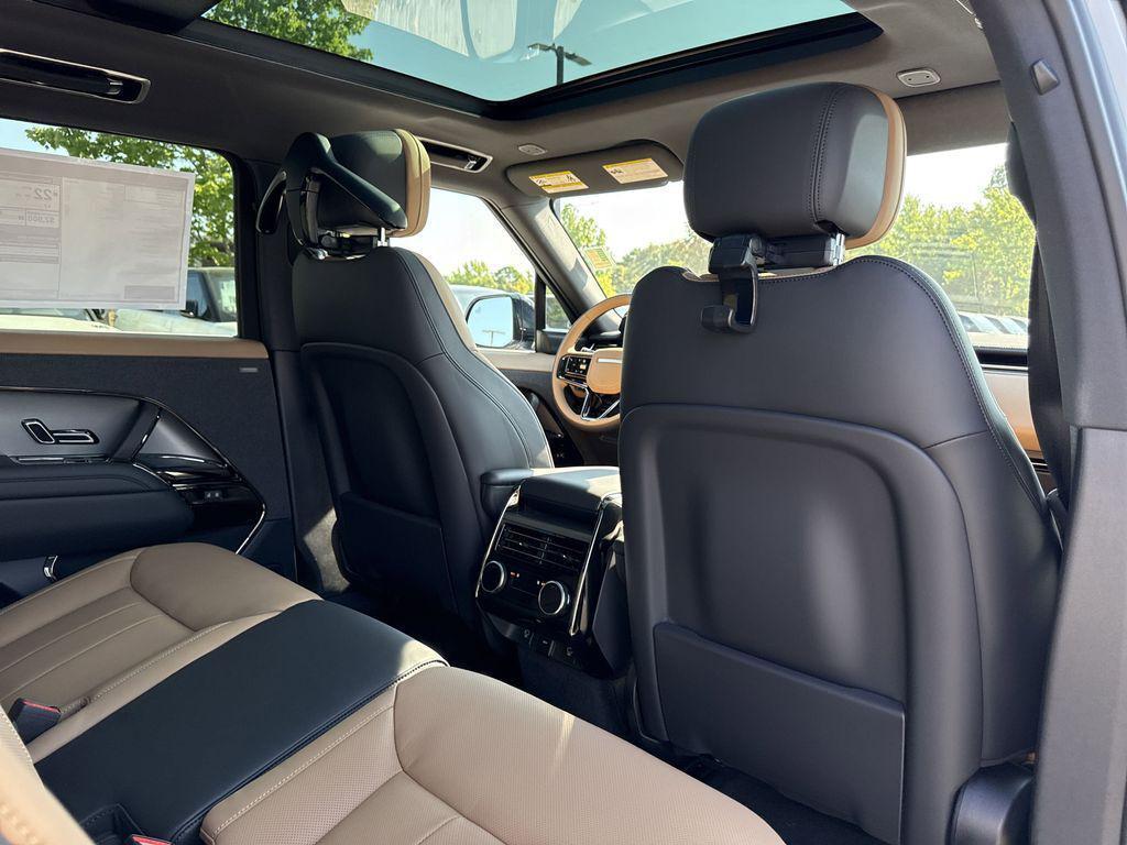 new 2025 Land Rover Range Rover Sport car, priced at $102,080