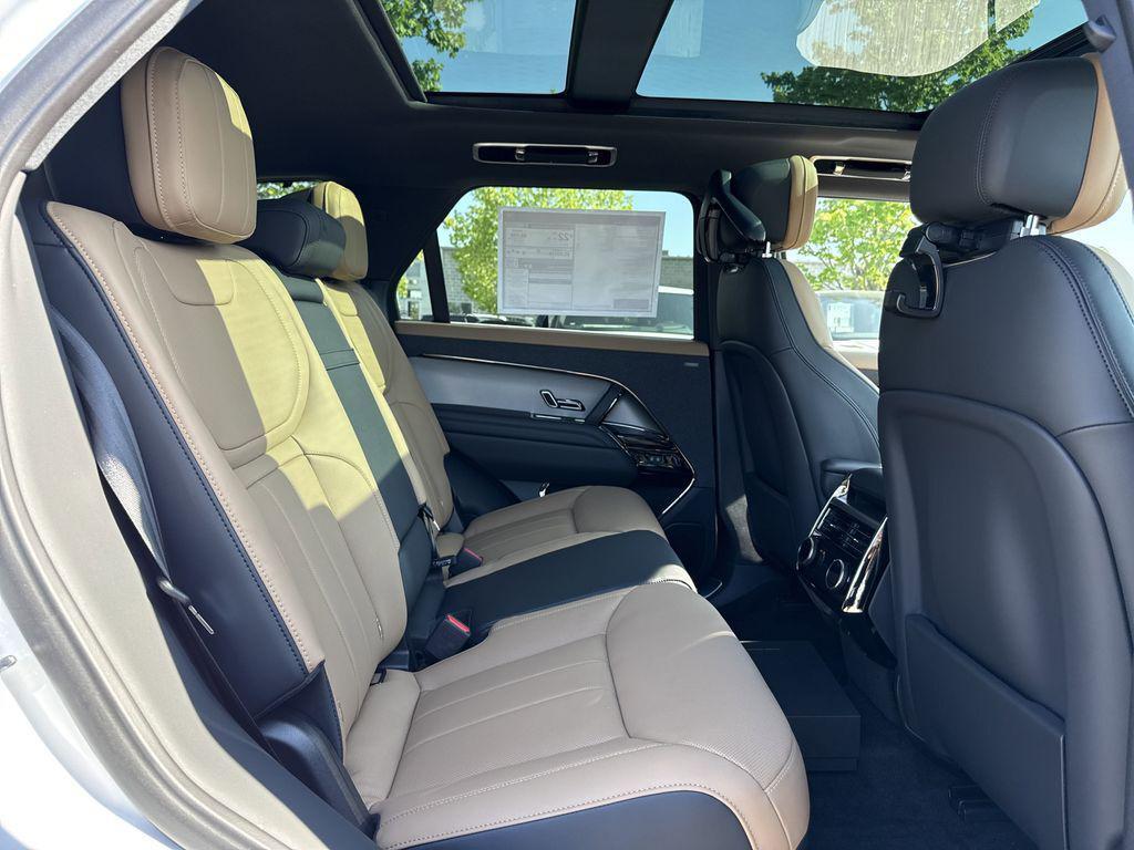 new 2025 Land Rover Range Rover Sport car, priced at $102,080