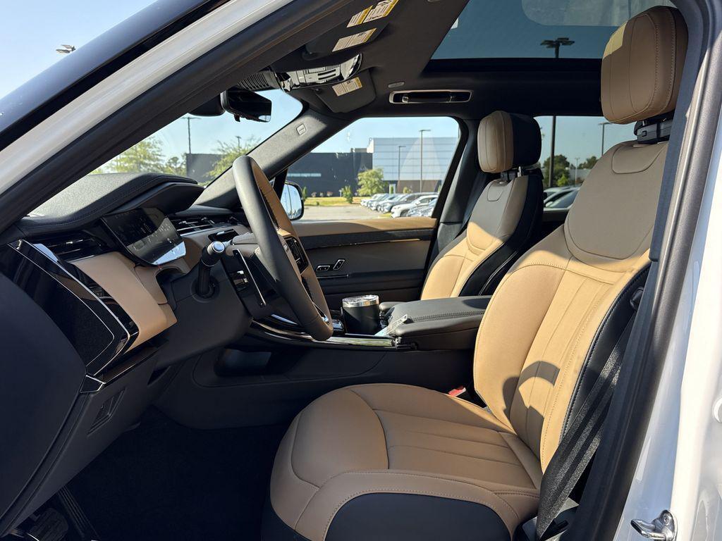 new 2025 Land Rover Range Rover Sport car, priced at $102,080