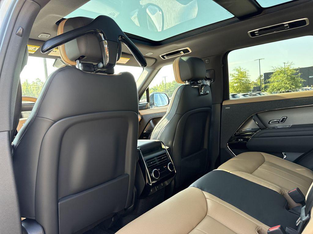 new 2025 Land Rover Range Rover Sport car, priced at $102,080