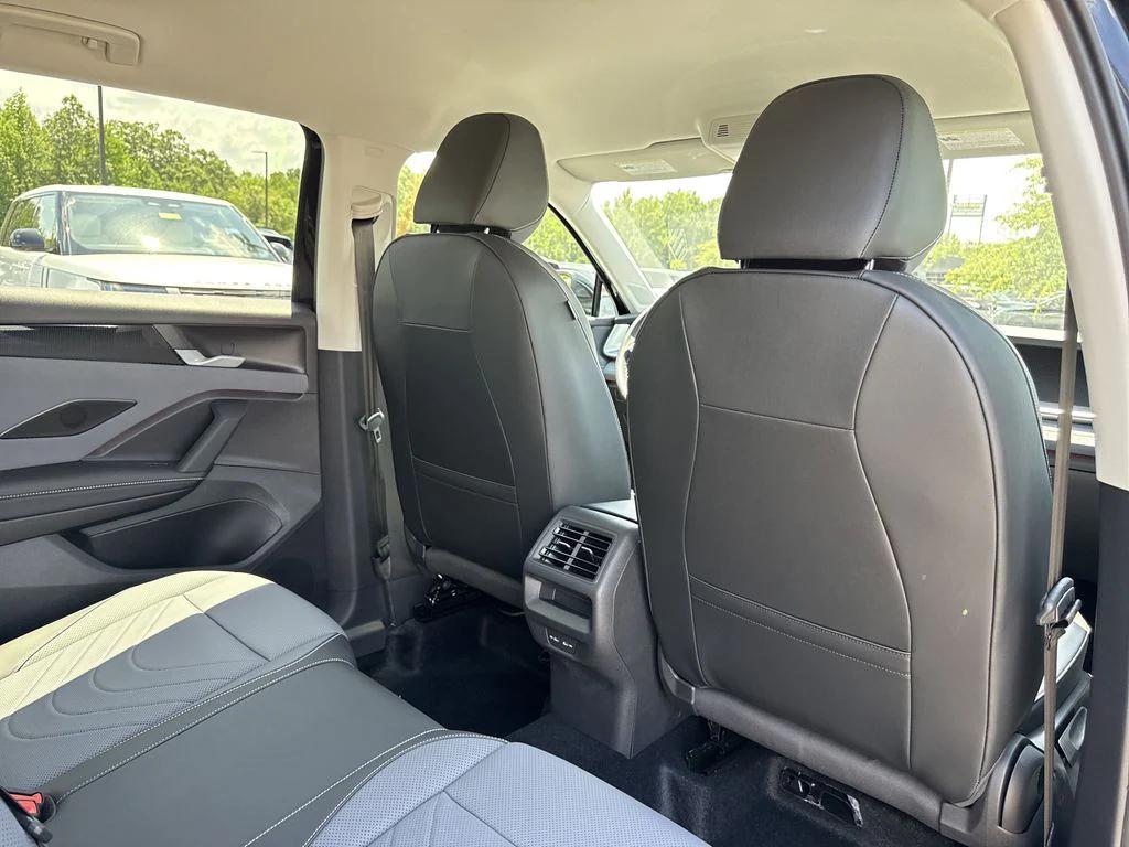 new 2025 Volkswagen Tiguan car, priced at $33,750