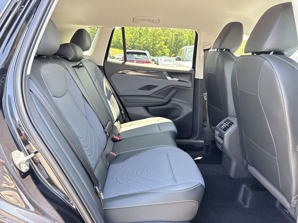 new 2025 Volkswagen Tiguan car, priced at $33,750