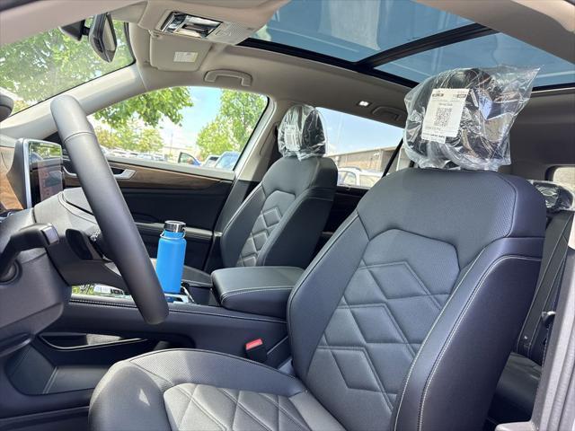 new 2025 Volkswagen Atlas car, priced at $43,741