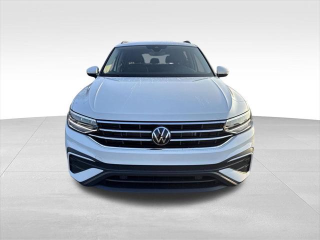 new 2024 Volkswagen Tiguan car, priced at $27,803