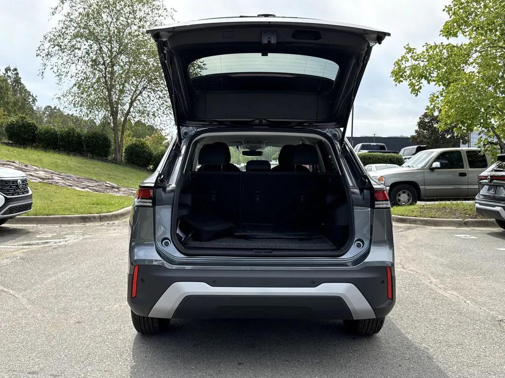 new 2025 Volkswagen Tiguan car, priced at $31,336