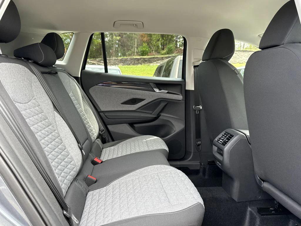 new 2025 Volkswagen Tiguan car, priced at $31,336