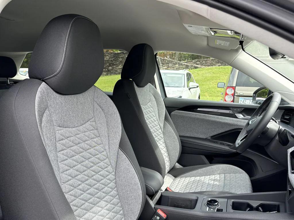 new 2025 Volkswagen Tiguan car, priced at $31,336