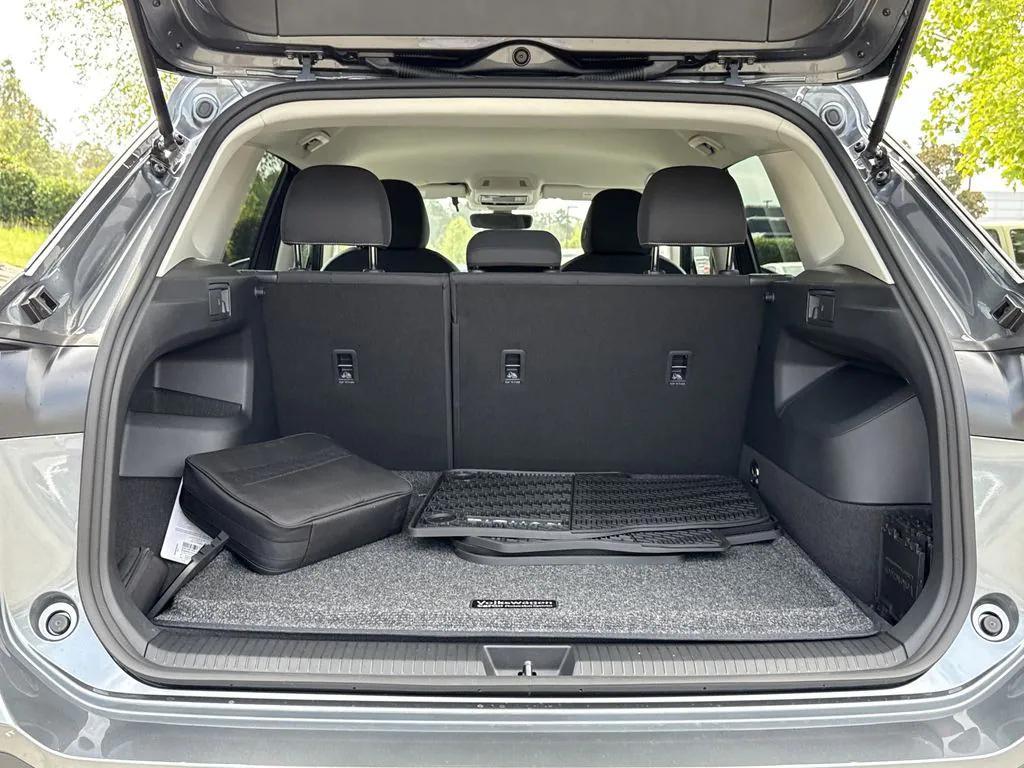 new 2025 Volkswagen Tiguan car, priced at $31,336