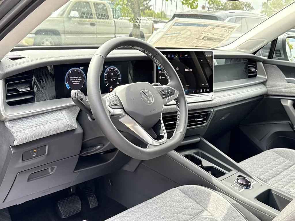 new 2025 Volkswagen Tiguan car, priced at $31,336