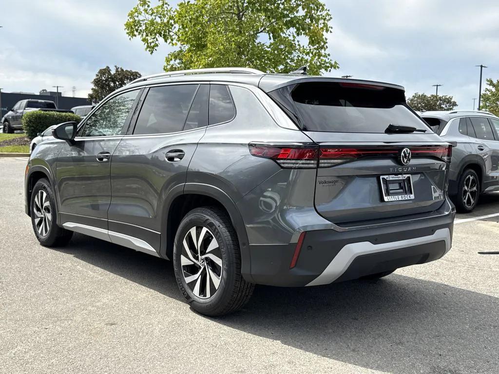 new 2025 Volkswagen Tiguan car, priced at $31,336