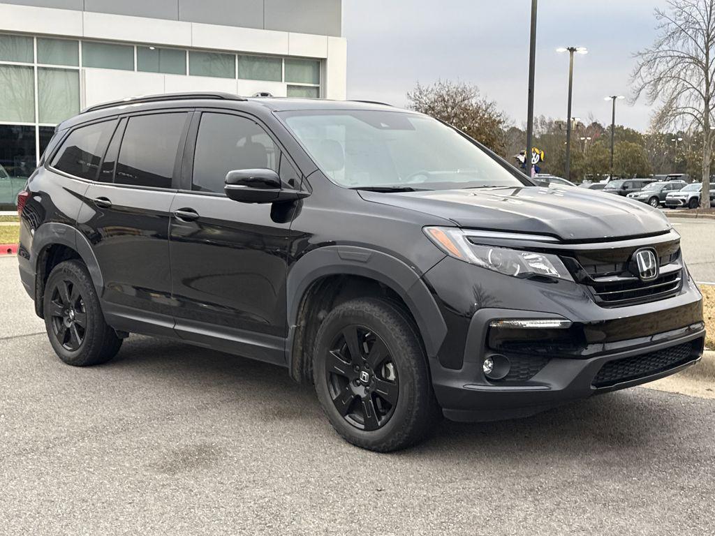 used 2022 Honda Pilot car, priced at $31,000