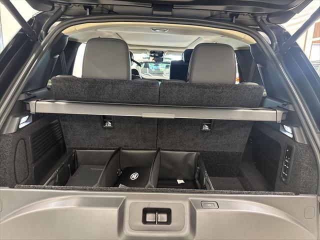 new 2025 Land Rover Range Rover car, priced at $161,065