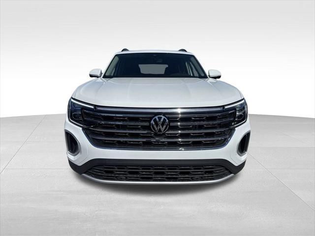 new 2025 Volkswagen Atlas car, priced at $44,061