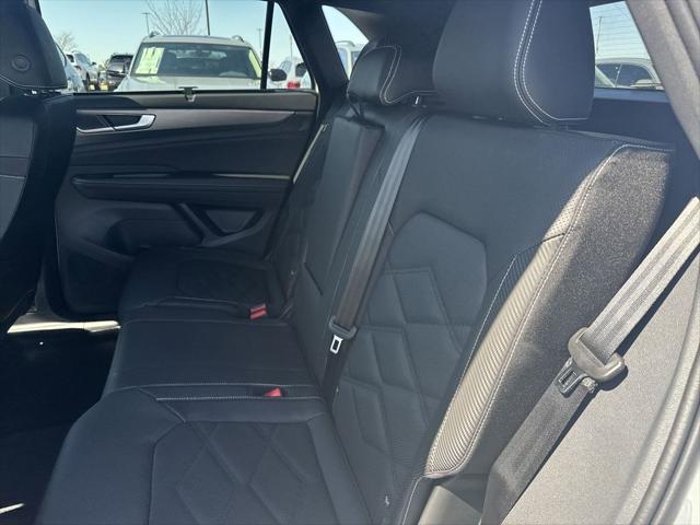 new 2025 Volkswagen Atlas Cross Sport car, priced at $40,220