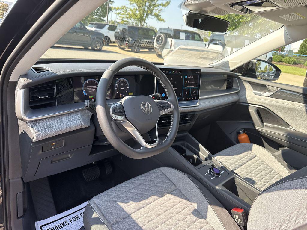 new 2025 Volkswagen Tiguan car, priced at $31,241