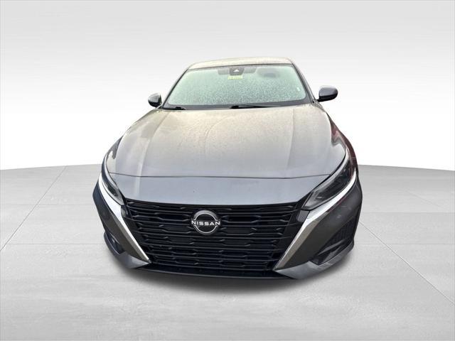 used 2023 Nissan Altima car, priced at $22,000