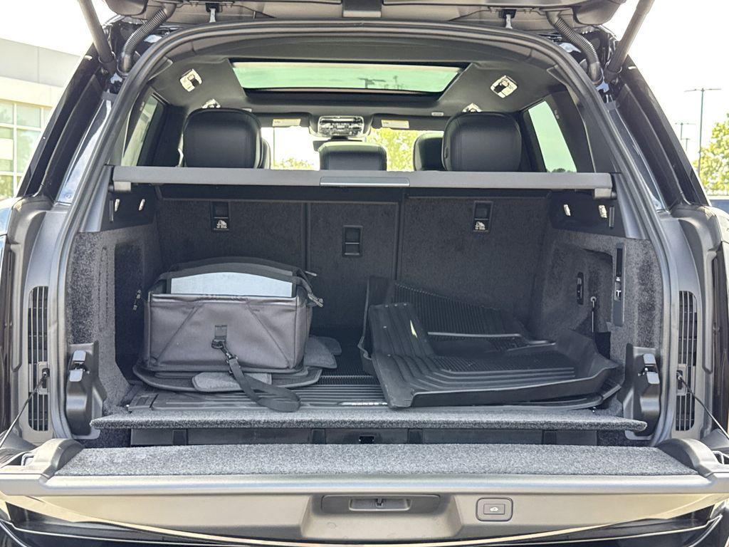 new 2025 Land Rover Range Rover car, priced at $151,455