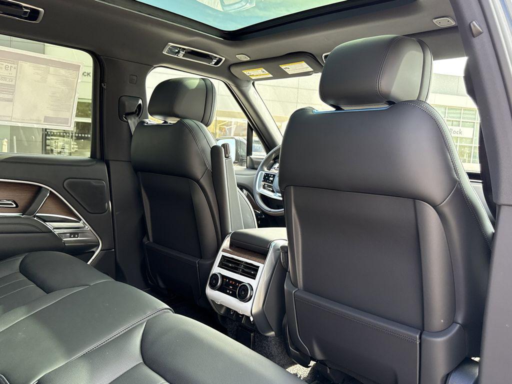new 2025 Land Rover Range Rover car, priced at $151,455