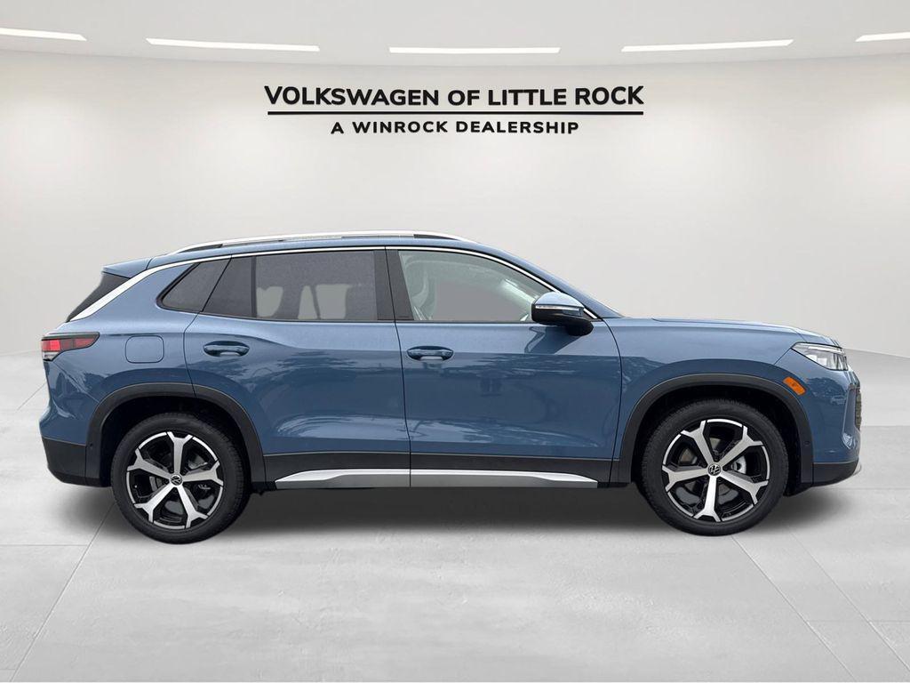 new 2025 Volkswagen Tiguan car, priced at $34,980