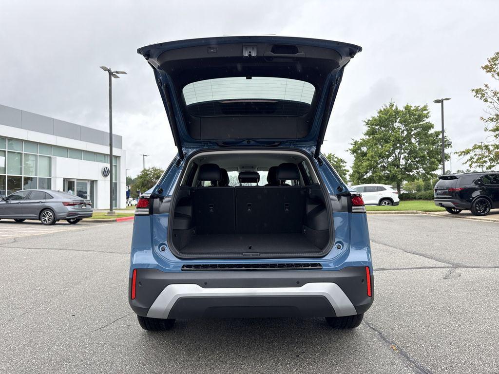 new 2025 Volkswagen Tiguan car, priced at $34,980