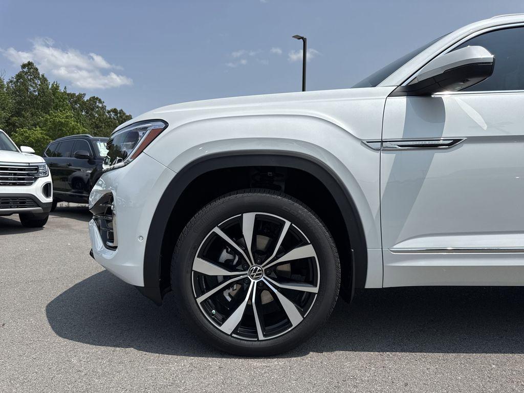 new 2025 Volkswagen Atlas Cross Sport car, priced at $53,950