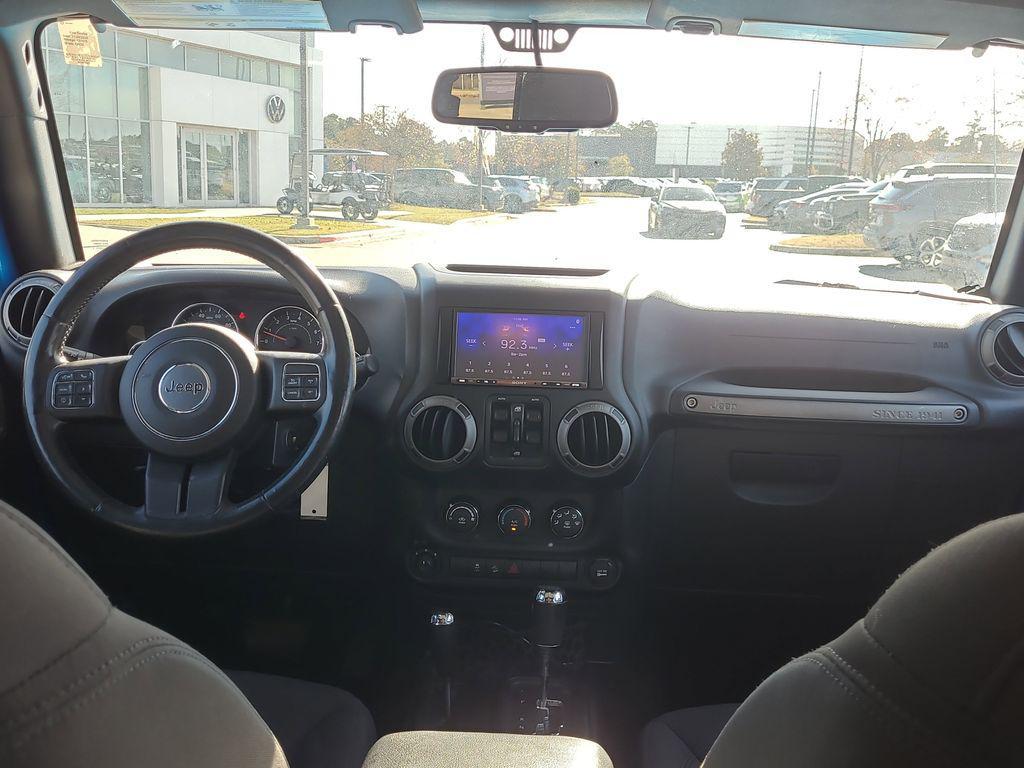 used 2015 Jeep Wrangler Unlimited car, priced at $17,000