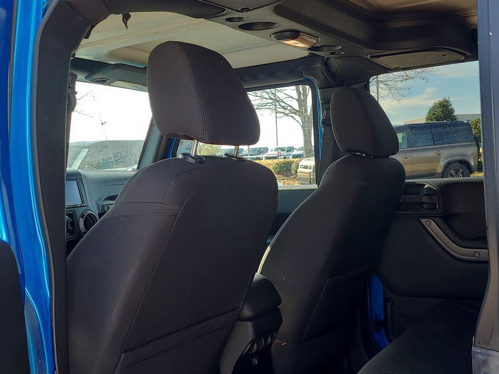 used 2015 Jeep Wrangler Unlimited car, priced at $17,000