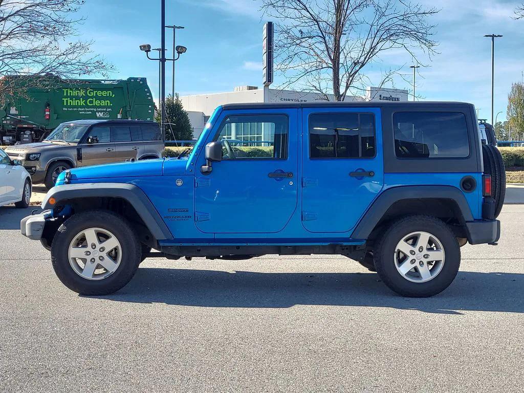 used 2015 Jeep Wrangler Unlimited car, priced at $17,000