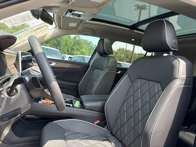 new 2025 Volkswagen Atlas car, priced at $53,509