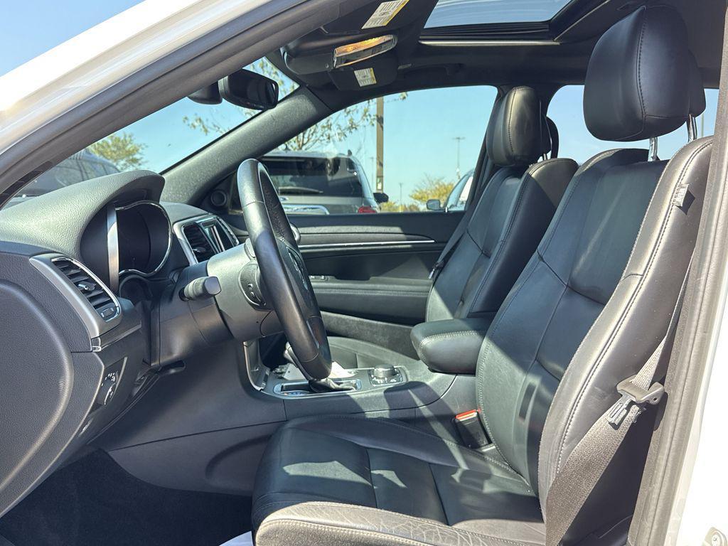 used 2018 Jeep Grand Cherokee car, priced at $19,500