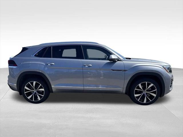 new 2025 Volkswagen Atlas Cross Sport car, priced at $50,935