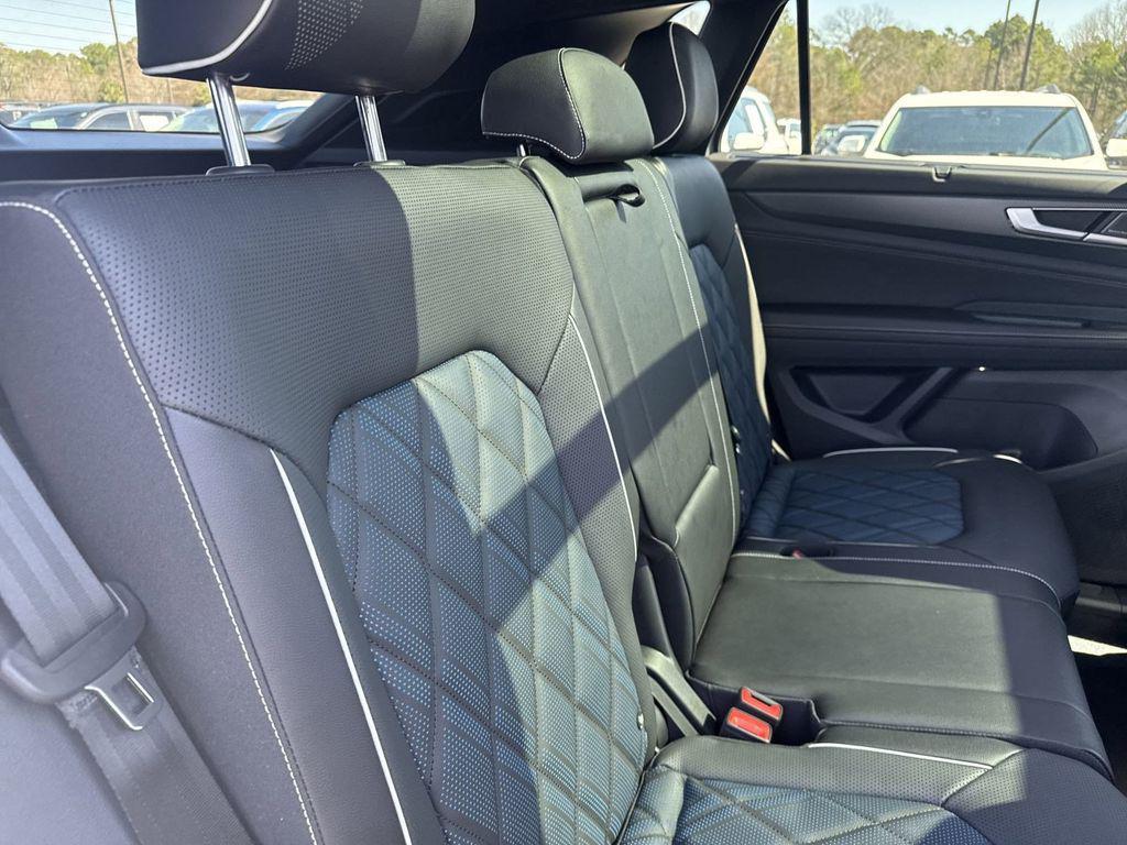 new 2025 Volkswagen Atlas Cross Sport car, priced at $53,135