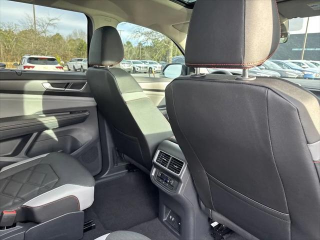 new 2025 Volkswagen Atlas car, priced at $46,439