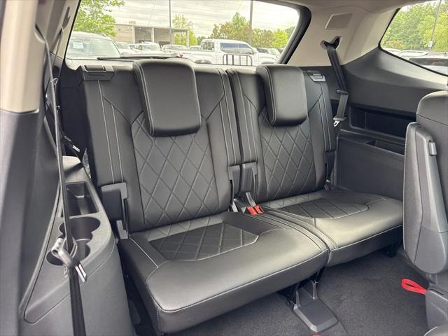 new 2025 Volkswagen Atlas car, priced at $54,946