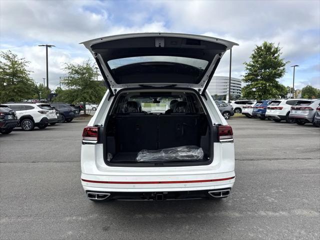new 2025 Volkswagen Atlas car, priced at $54,946