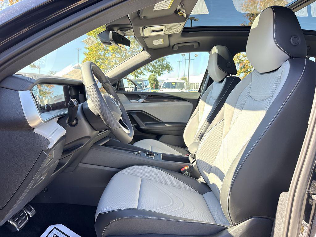 new 2026 Volkswagen Tiguan car, priced at $39,025