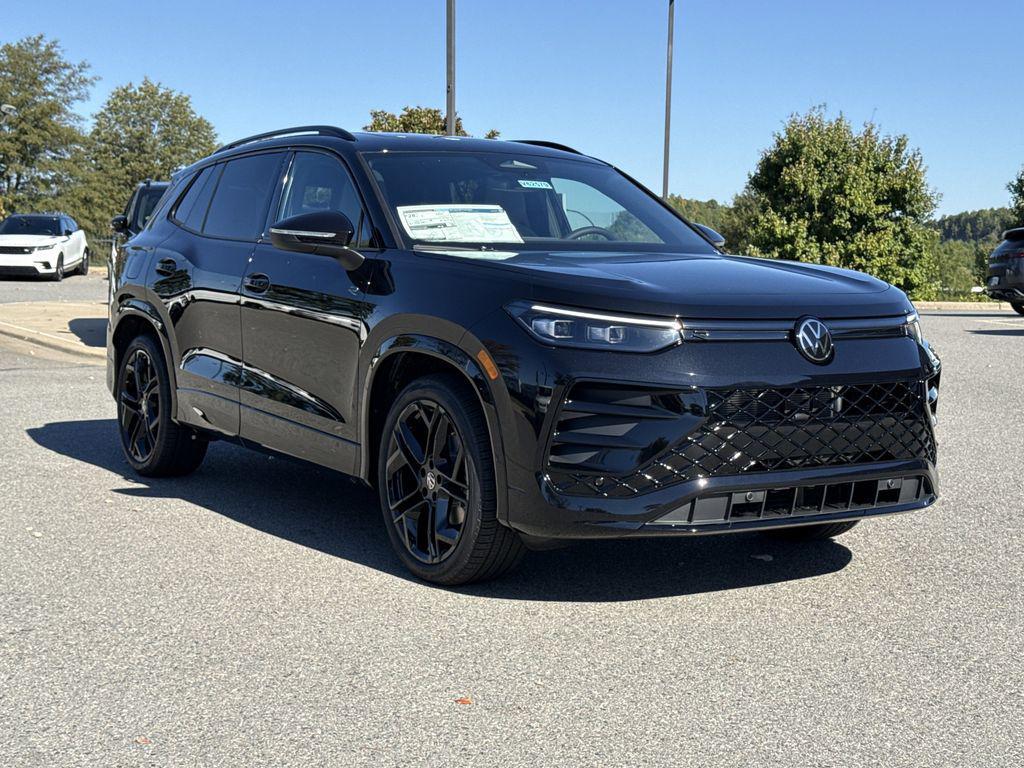 new 2026 Volkswagen Tiguan car, priced at $39,025