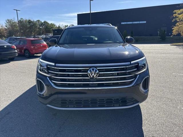 new 2025 Volkswagen Atlas car, priced at $43,443